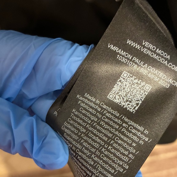 NWT Vero Moda Ramon Paula Coated Faux Leather Jacket in Black Size Medium - Picture 12 of 13